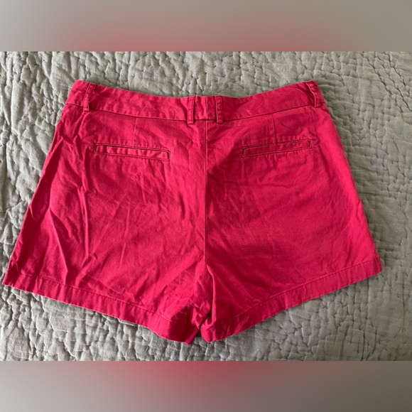 Red Land’n Sea shorts size 10 - Picture 3 of 3